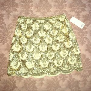 Gold sequence skirt 😍